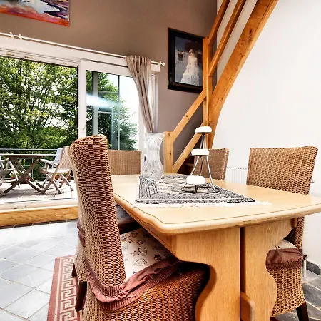 Cozy In Waimes Near Lake 公寓 罗贝尔维尔